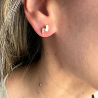 Aretes cuadrados de nácar y diamantes